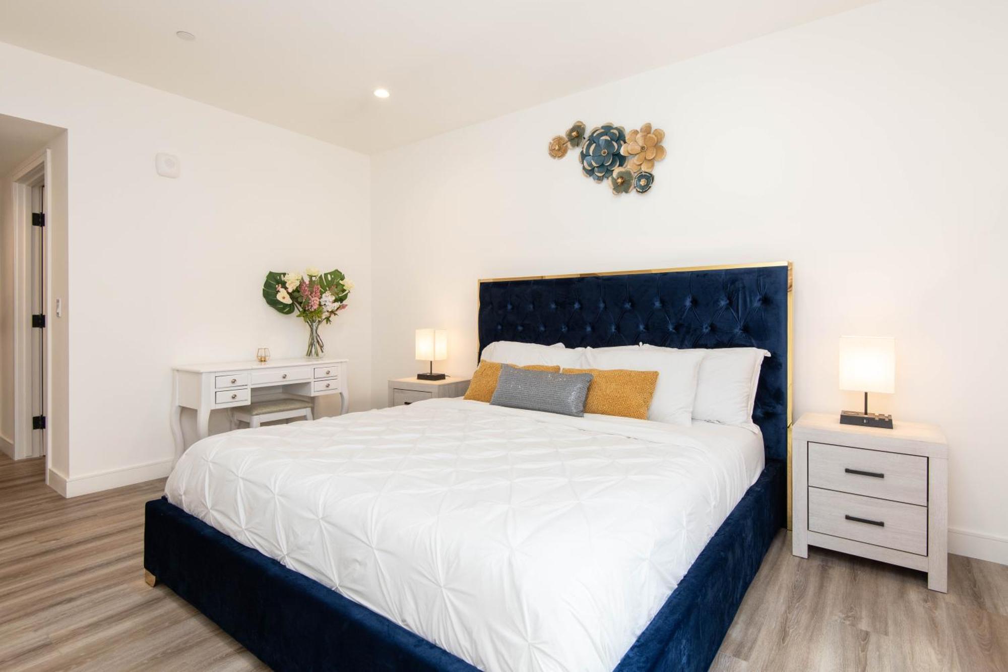 Regency Modern Apartments 글렌데일 외부 사진