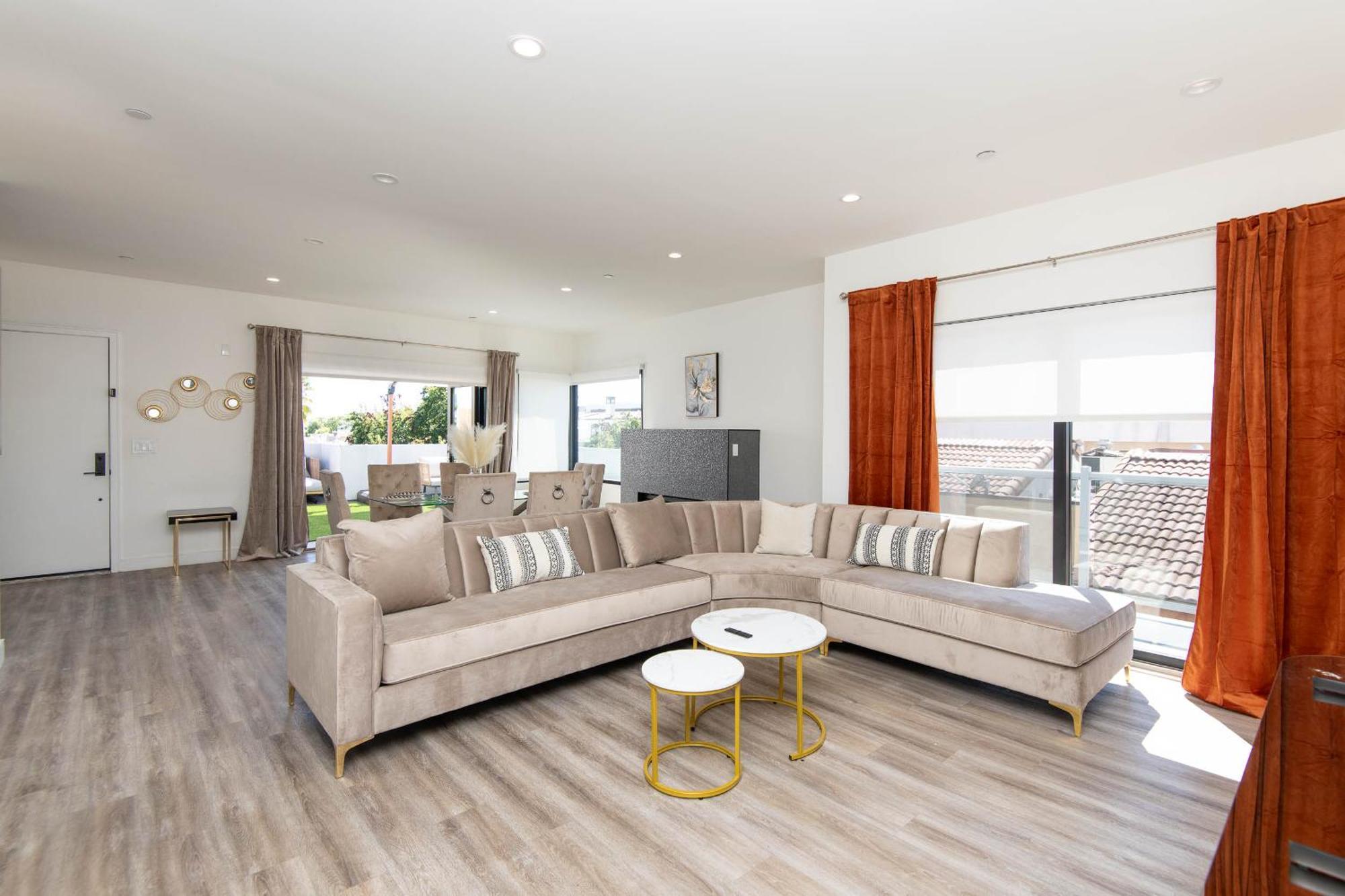 Regency Modern Apartments 글렌데일 외부 사진